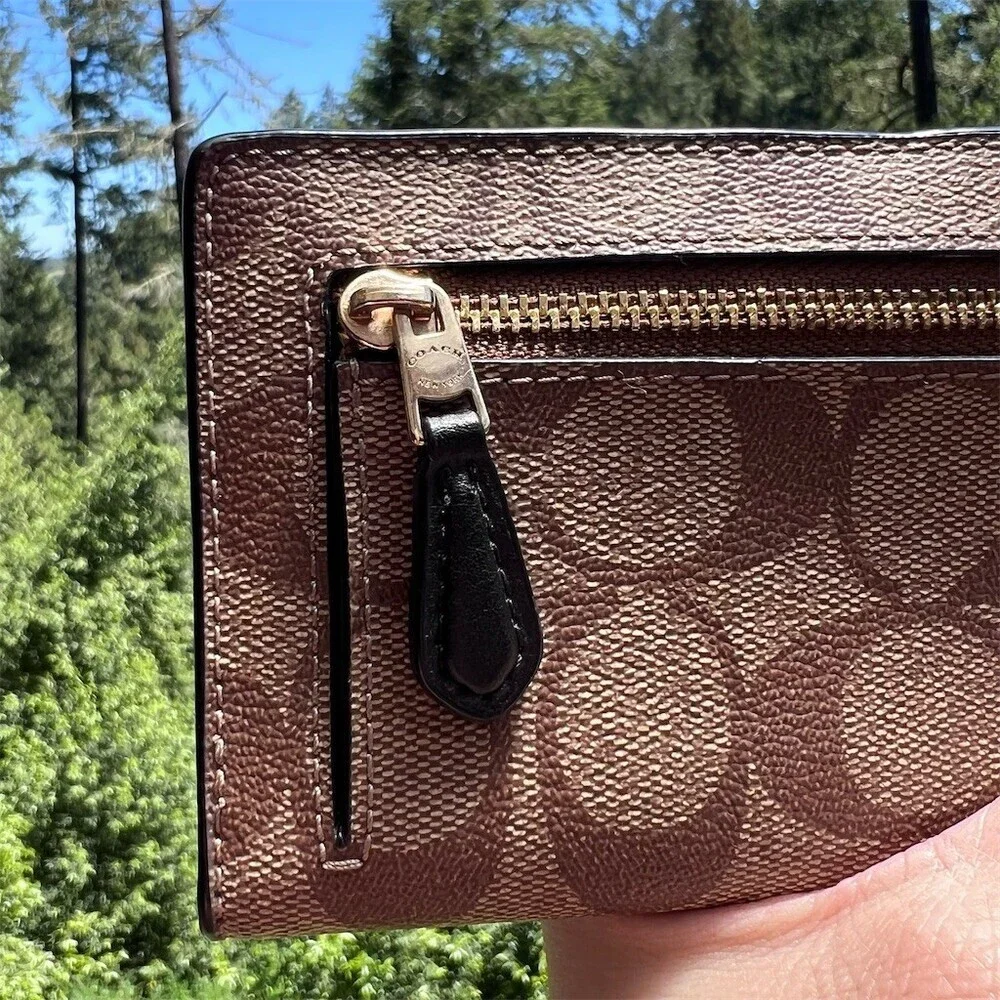 COACH Bifold Wallet Signature Canvas Khaki/Black with Gold Hardware AUTHENTIC